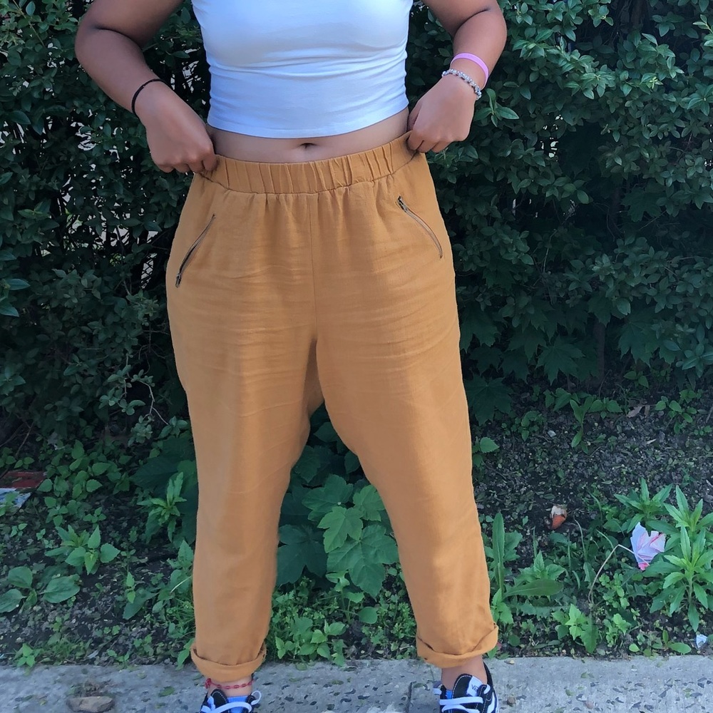 Loose pants